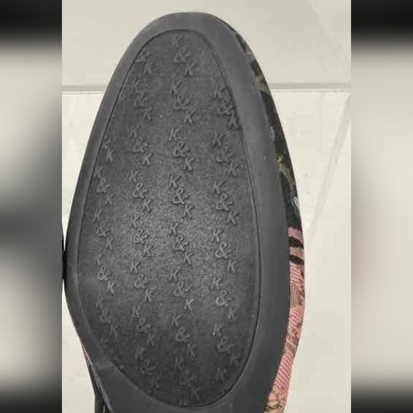 Like New! Kelly And Katie Floral Ballet Flats Elerana - Black and Pink Sz 10 - Picture 3 of 8